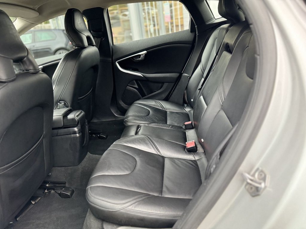 Used Volvo V40 2018 for sale - 76038783: Photo 15