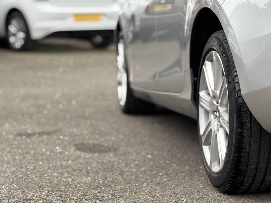 Used Volvo V40 2018 for sale - 76038783: Photo 30