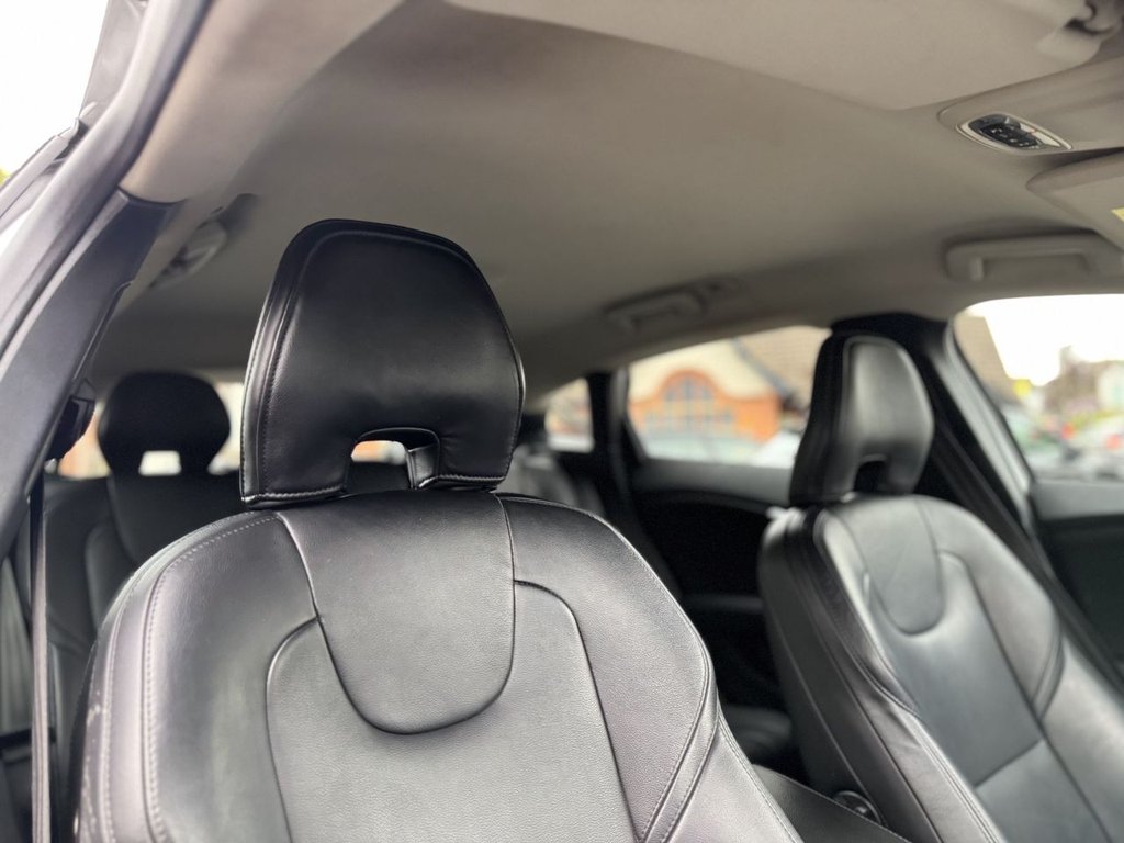Used Volvo V40 2018 for sale - 76038783: Photo 37