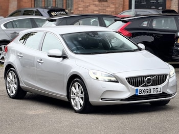 Used Volvo V40 2018 for sale - 76038783: Photo 3