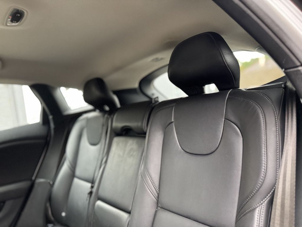 Used Volvo V40 2018 for sale - 76038783: Photo 43
