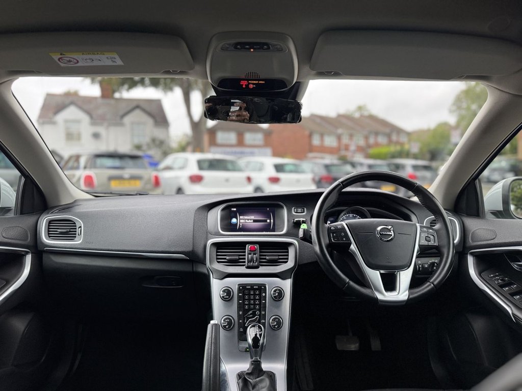 Used Volvo V40 2018 for sale - 76038783: Photo 45