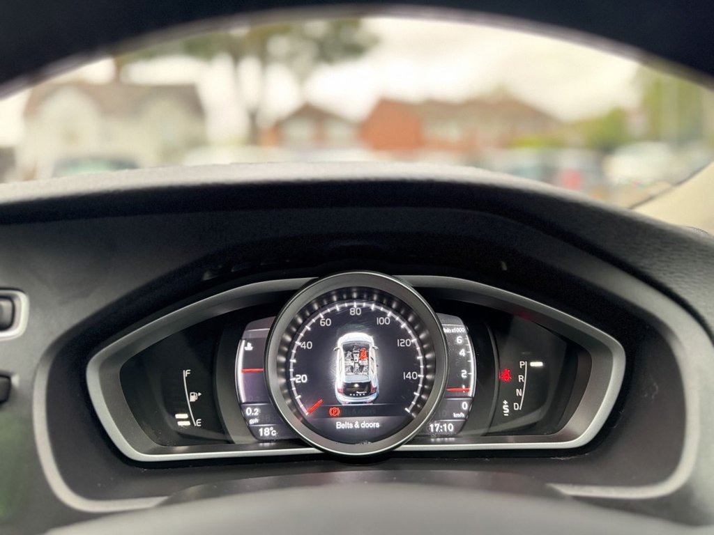 Used Volvo V40 2018 for sale - 76038783: Photo 47