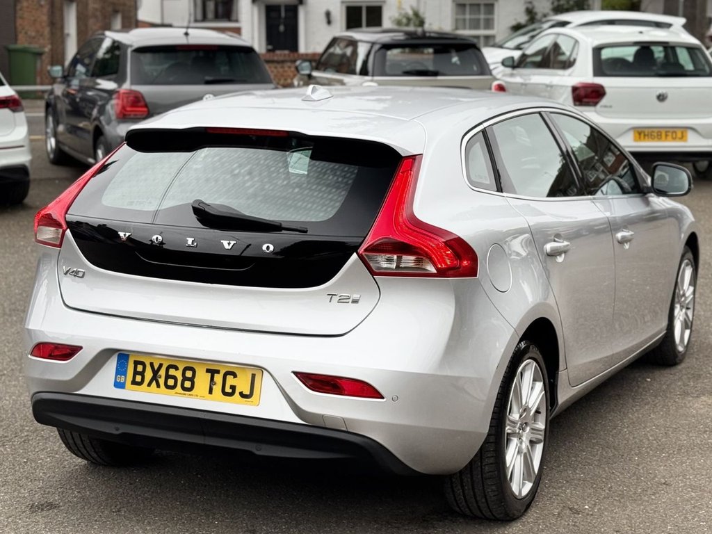 Used Volvo V40 2018 for sale - 76038783: Photo 9