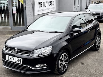 Used Volkswagen Polo 2017 for sale - 78016813: Photo