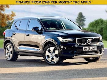 2018 (68) - 2.0 D3 Momentum SUV 5dr Diesel Auto AWD Euro 6 (s/s) (150 ps)