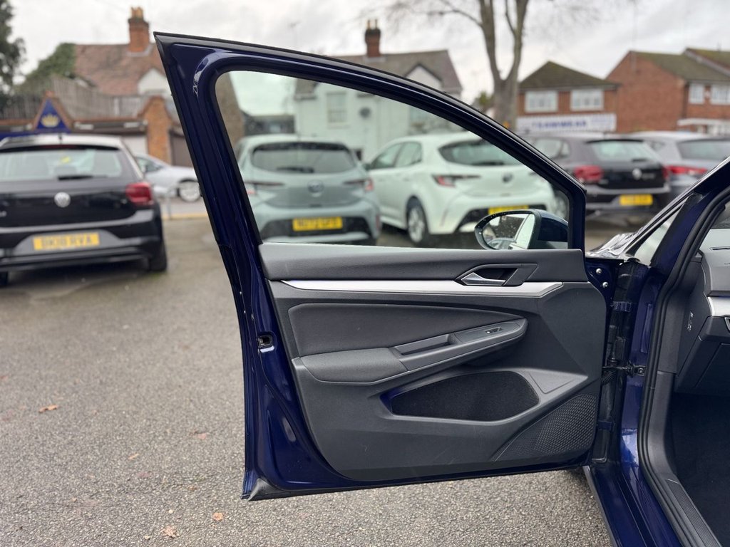 Used Volkswagen Golf 2021 for sale - 76986044: Photo 22