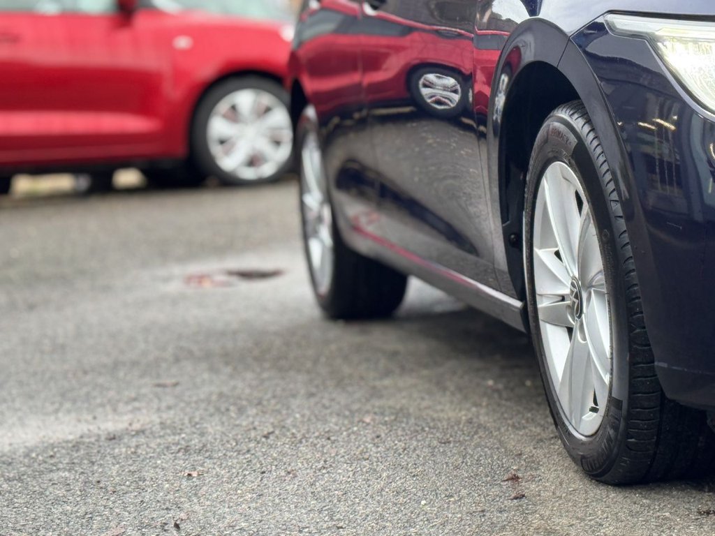 Used Volkswagen Golf 2021 for sale - 76986044: Photo 42