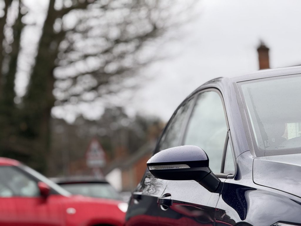 Used Volkswagen Golf 2021 for sale - 76986044: Photo 43