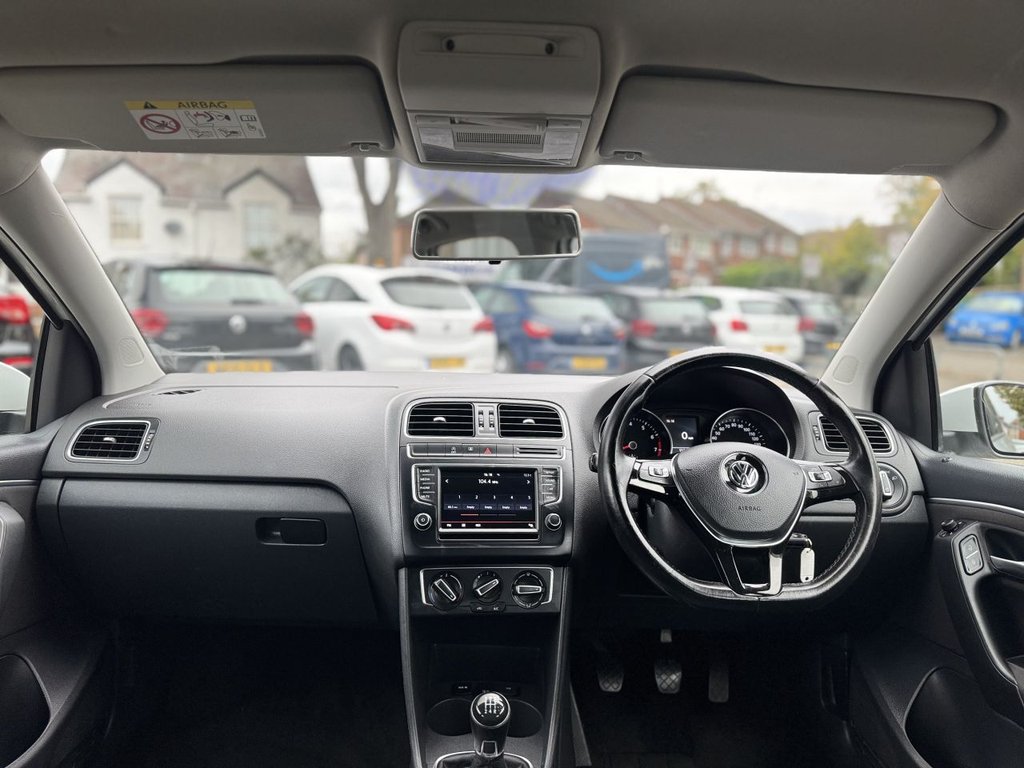 Used Volkswagen Polo 2014 for sale - 76356643: Photo 23