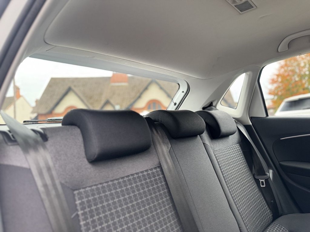Used Volkswagen Polo 2014 for sale - 76356643: Photo 26