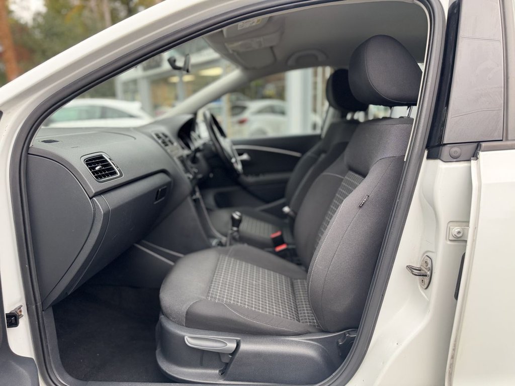 Used Volkswagen Polo 2014 for sale - 76356643: Photo 46