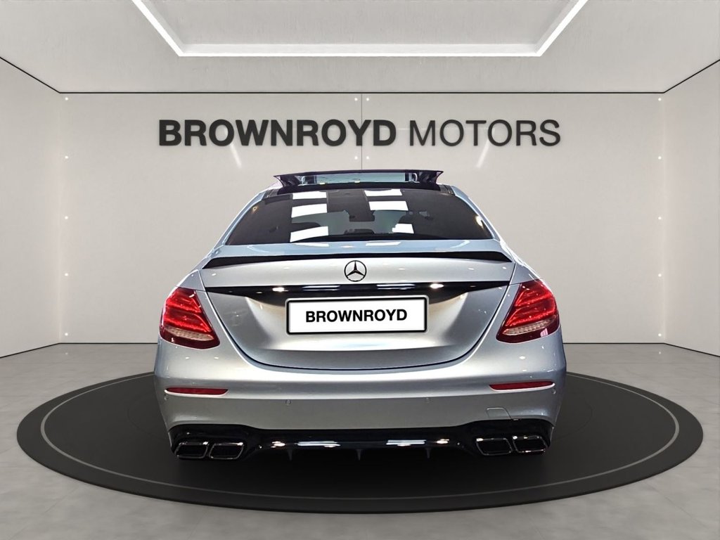 Used Mercedes-Benz E Class 2017 for sale - 77806070: Photo 4