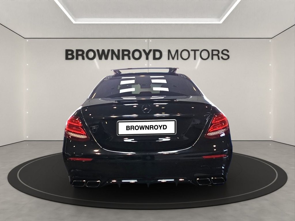 Used Mercedes-Benz E Class 2020 for sale - 77936073: Photo 4