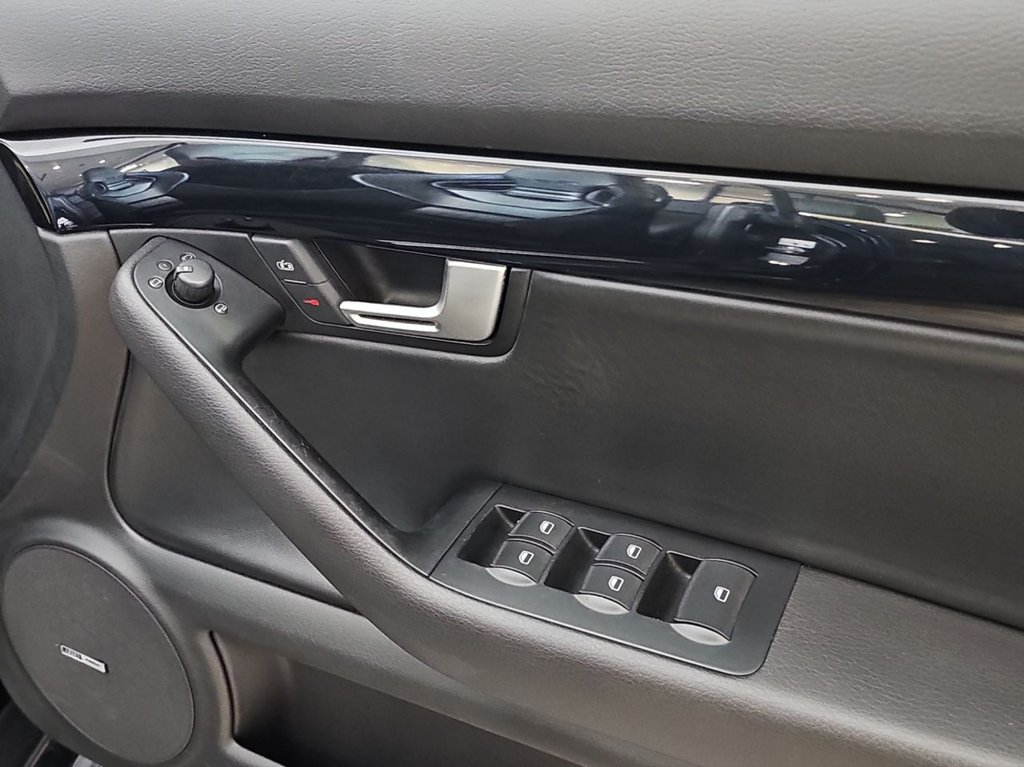 Used Audi RS4 2008 for sale - 76654497: Photo 25