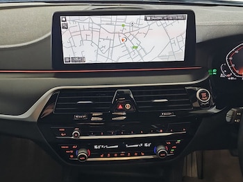 Used BMW 5 Series 2021 for sale - 76654372: Photo