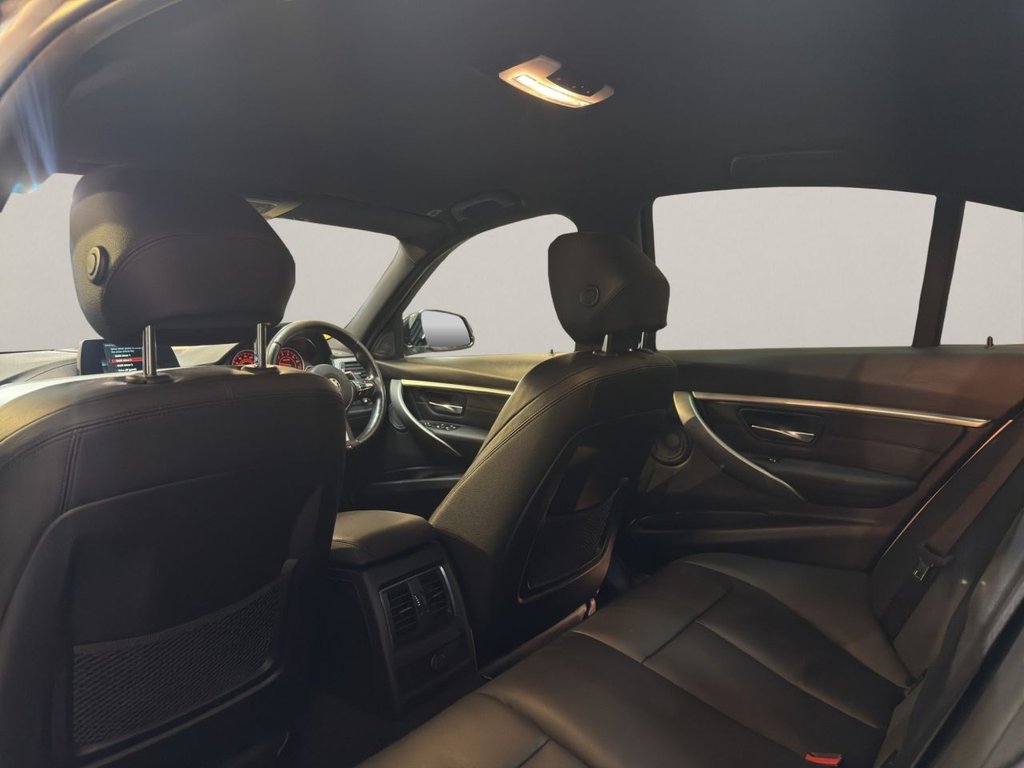 Used BMW 3 Series 2018 for sale - 77302107: Photo 12