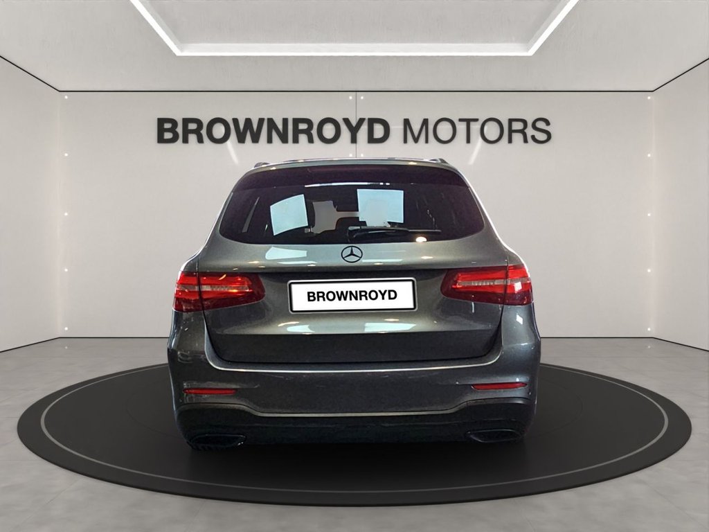 Used Mercedes-Benz GLC 2017 for sale - 77764871: Photo 4