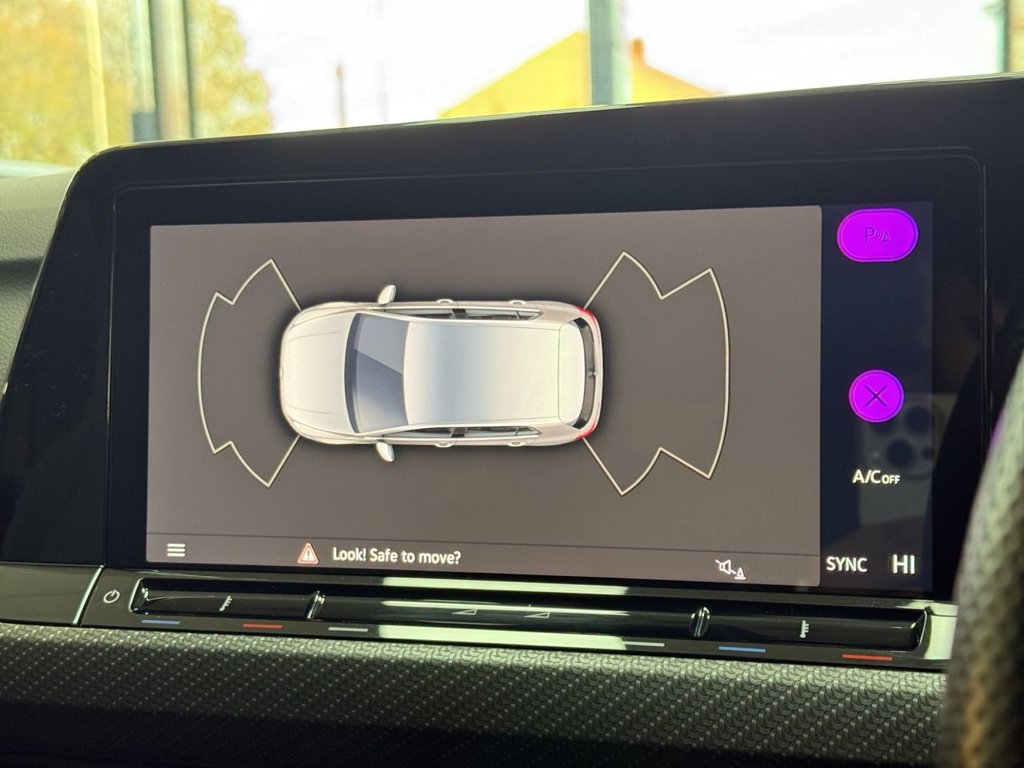 Used Volkswagen Golf 2021 for sale - 76654807: Photo 24