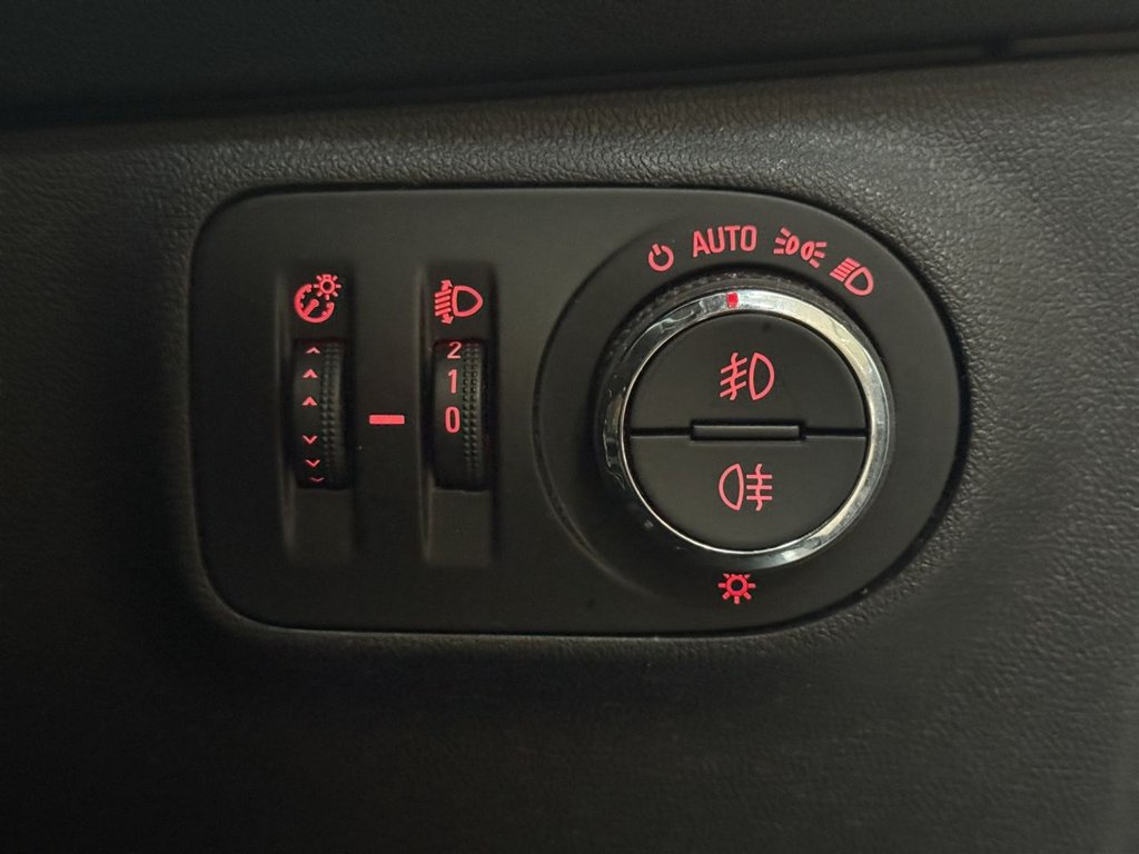 Used Vauxhall Corsa 2018 for sale - 76686669: Photo 27