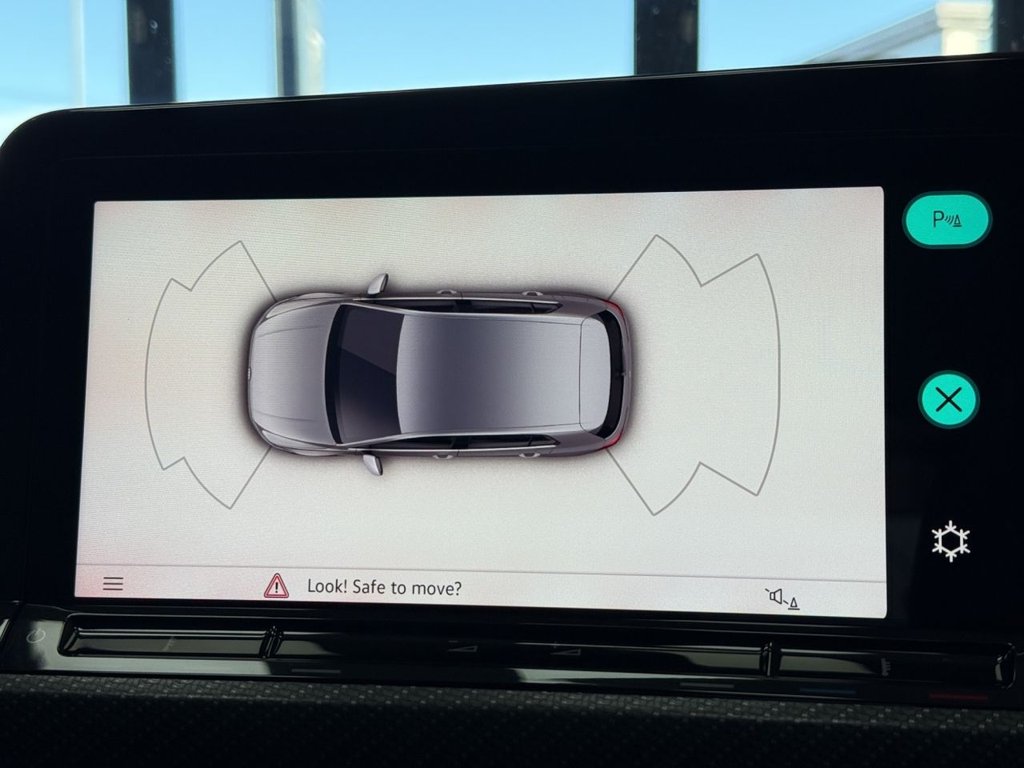 Used Volkswagen Golf 2021 for sale - 77355732: Photo 30