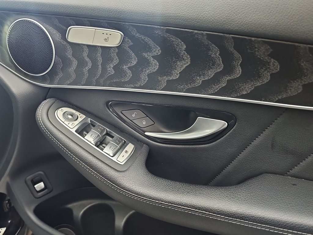 Used Mercedes-Benz GLC 2019 for sale - 76654562: Photo 17