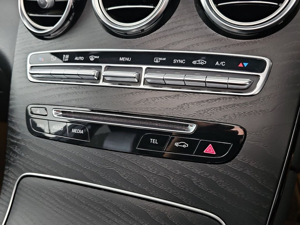 Used Mercedes-Benz GLC 2019 for sale - 76654562: Photo 19