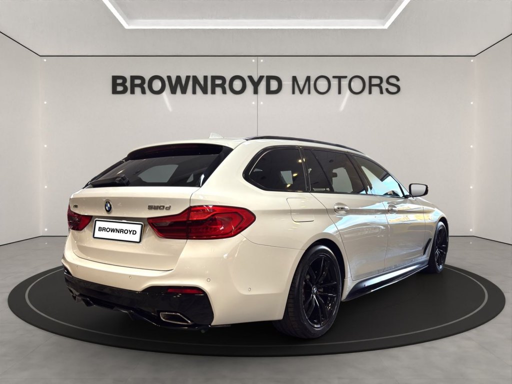 Used BMW 5 Series 2018 for sale - 76900454: Photo 11