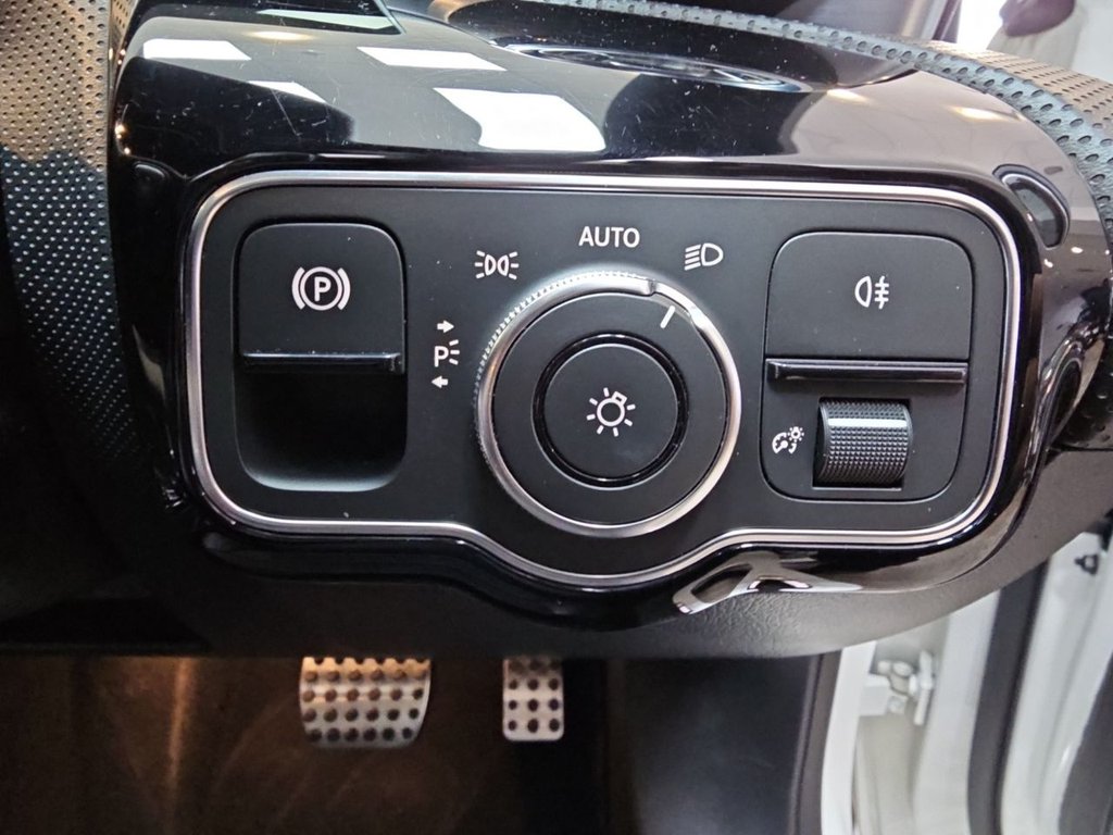 Used Mercedes-Benz A-Class 2018 for sale - 77152884: Photo 20