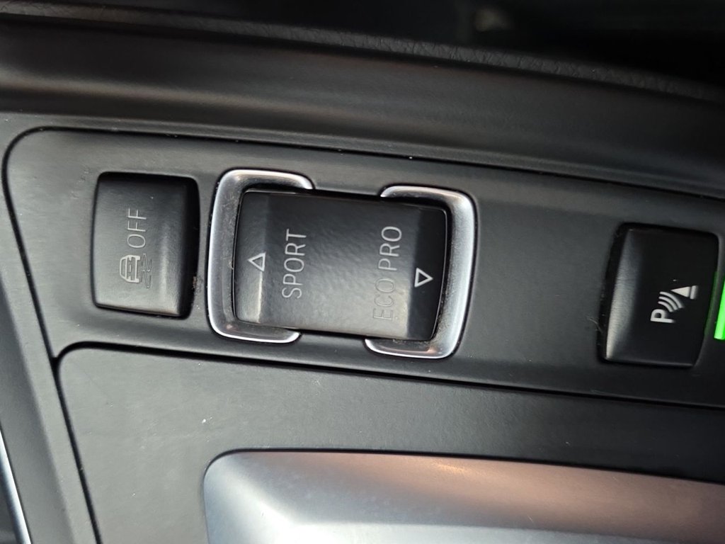 Used BMW 3 Series 2017 for sale - 77110507: Photo 33