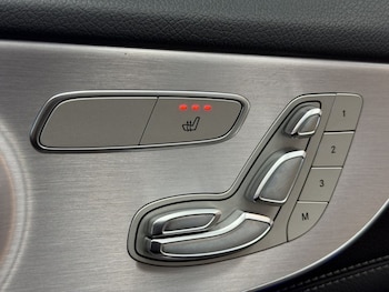 Used Mercedes-Benz C Class 2018 for sale - 77919651: Photo