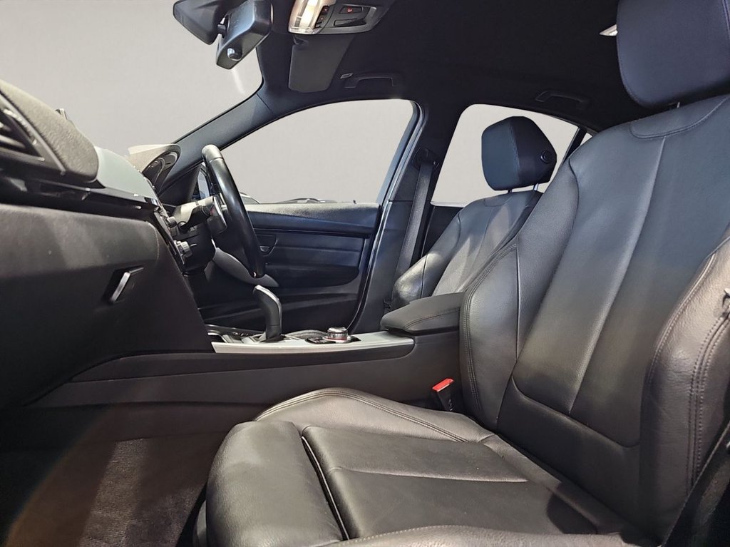 Used BMW 3 Series 2017 for sale - 76654452: Photo 10