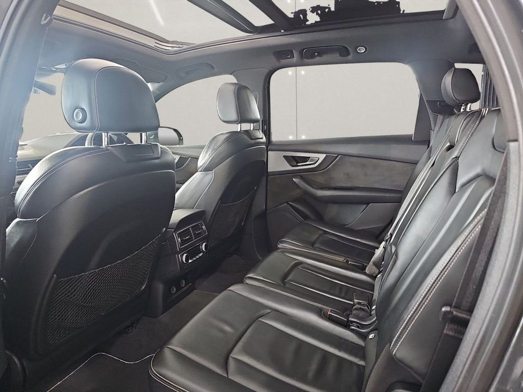 Used Audi Q7 2018 for sale - 76654689: Photo 12
