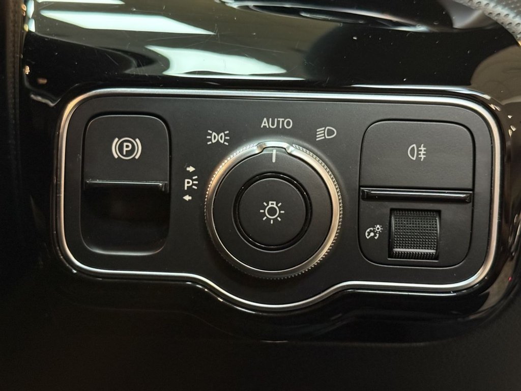 Used Mercedes-Benz CLA 2019 for sale - 77037700: Photo 29