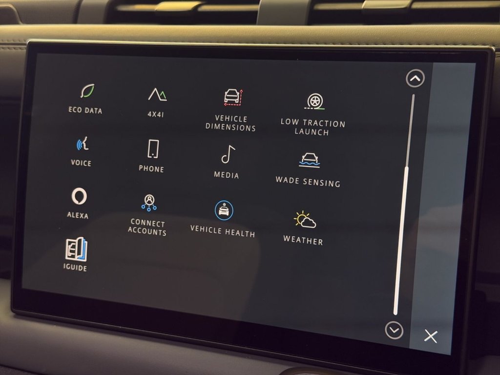 Used Land Rover Defender 2023 for sale - 77780863: Photo 32