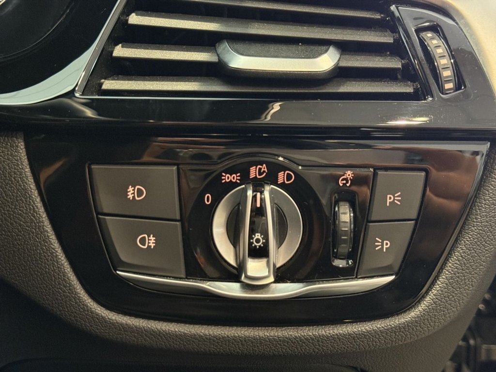 Used BMW 5 Series 2018 for sale - 76654743: Photo 26