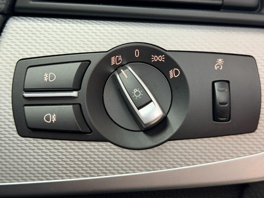 Used BMW 5 Series 2017 for sale - 77879676: Photo 28