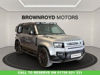 Used Land Rover Defender 2023 for sale - 76654315: Photo
