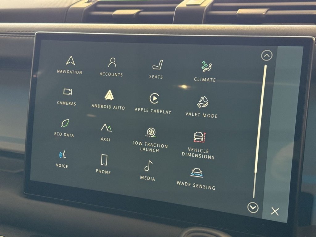 Used Land Rover Defender 2023 for sale - 76654315: Photo 21