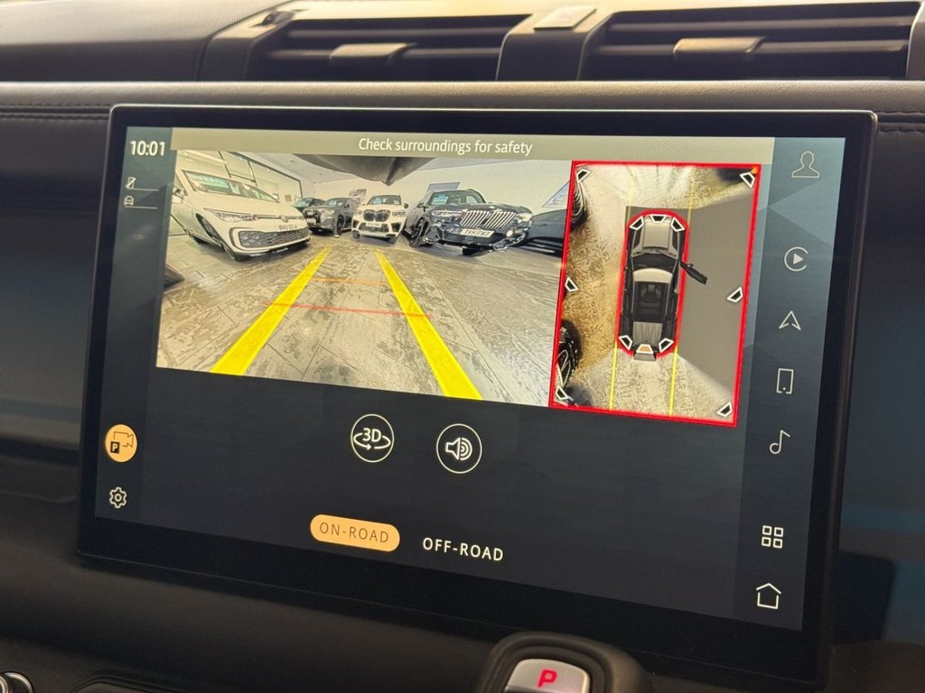 Used Land Rover Defender 2023 for sale - 76654315: Photo 8