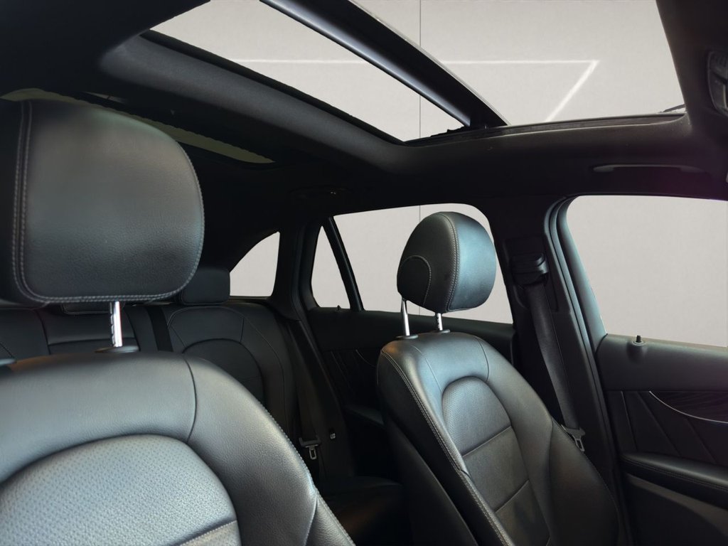 Used Mercedes-Benz GLC 2018 for sale - 77355687: Photo 4