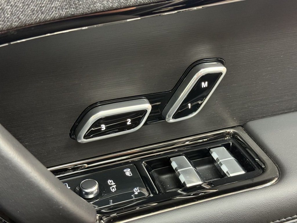 Used Land Rover Range Rover Sport 2023 for sale - 76665686: Photo 12