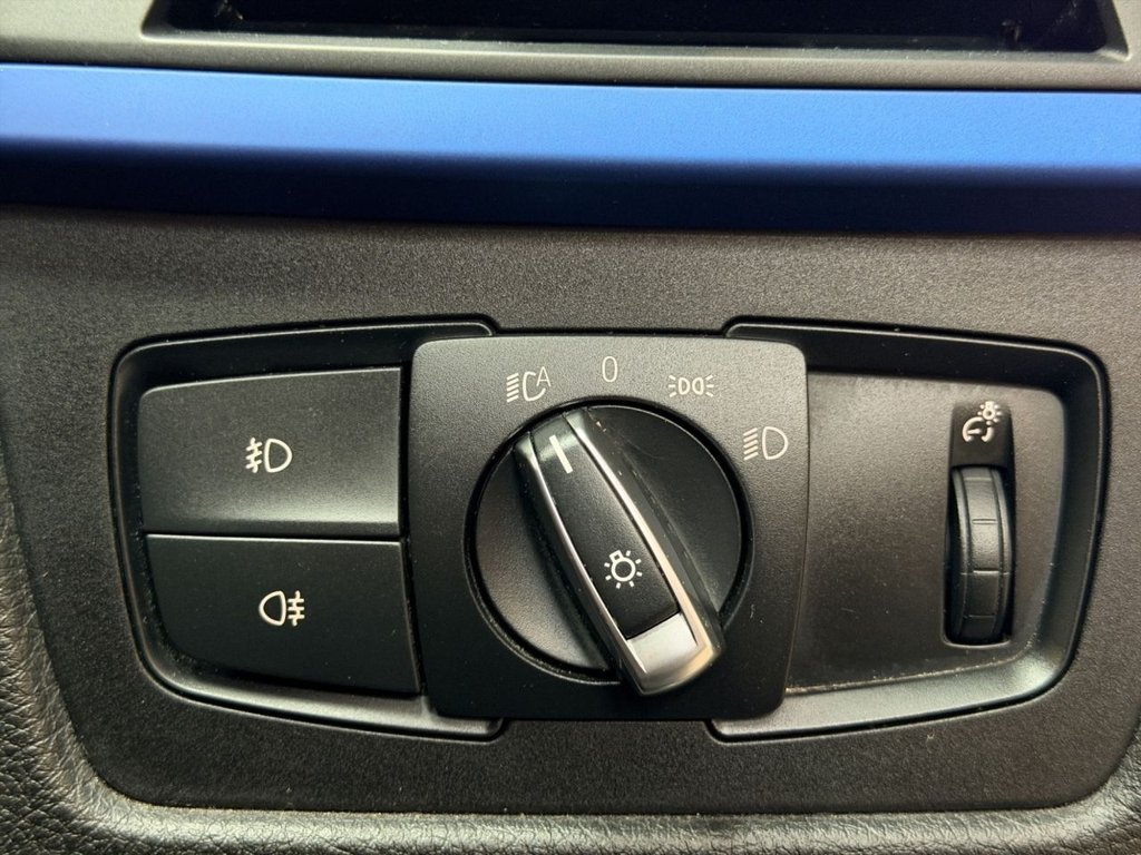 Used BMW 3 Series 2017 for sale - 77904602: Photo 24