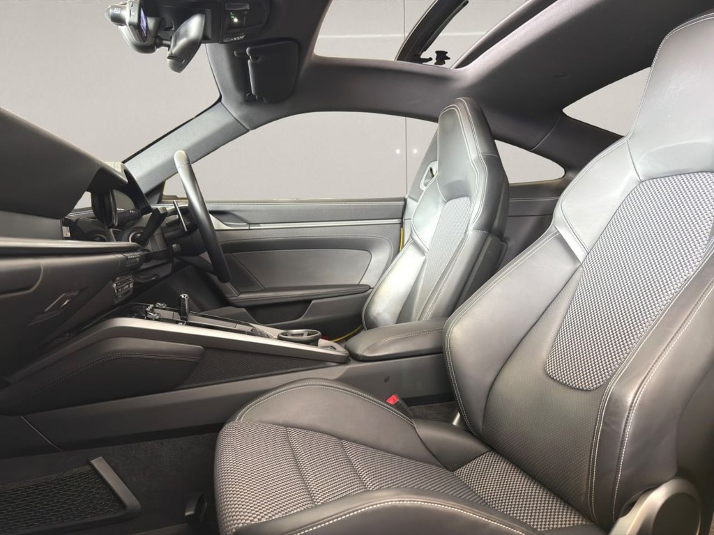 Used Porsche 911 2020 for sale - 76654812: Photo 10