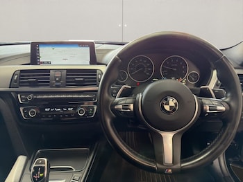 Used BMW 3 Series 2018 for sale - 79233240: Photo