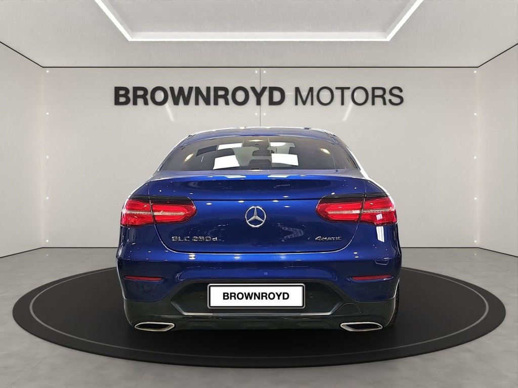 Used Mercedes-Benz GLC 2017 for sale - 76711369: Photo 4