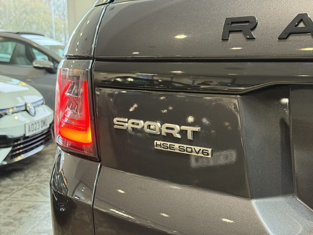 Used Land Rover Range Rover Sport 2018 for sale - 76654426: Photo 18