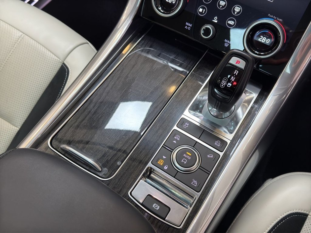 Used Land Rover Range Rover Sport 2018 for sale - 76654426: Photo 31