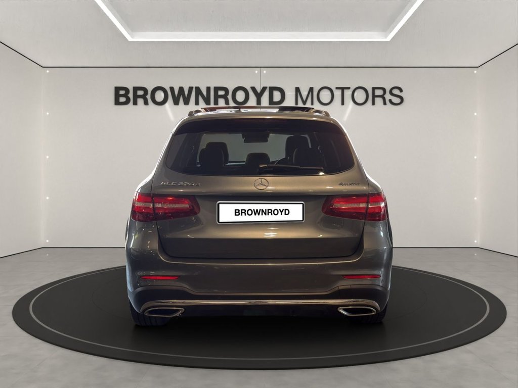 Used Mercedes-Benz GLC 2018 for sale - 76654472: Photo 7