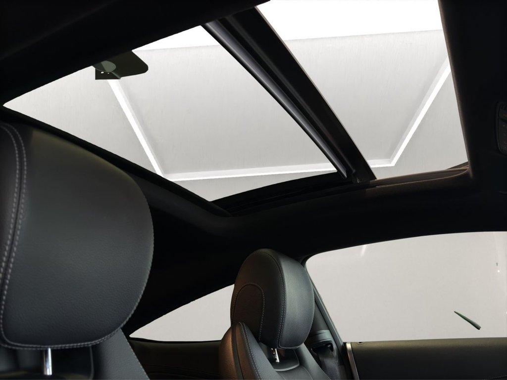 Used Mercedes-Benz C Class 2018 for sale - 76751059: Photo 2